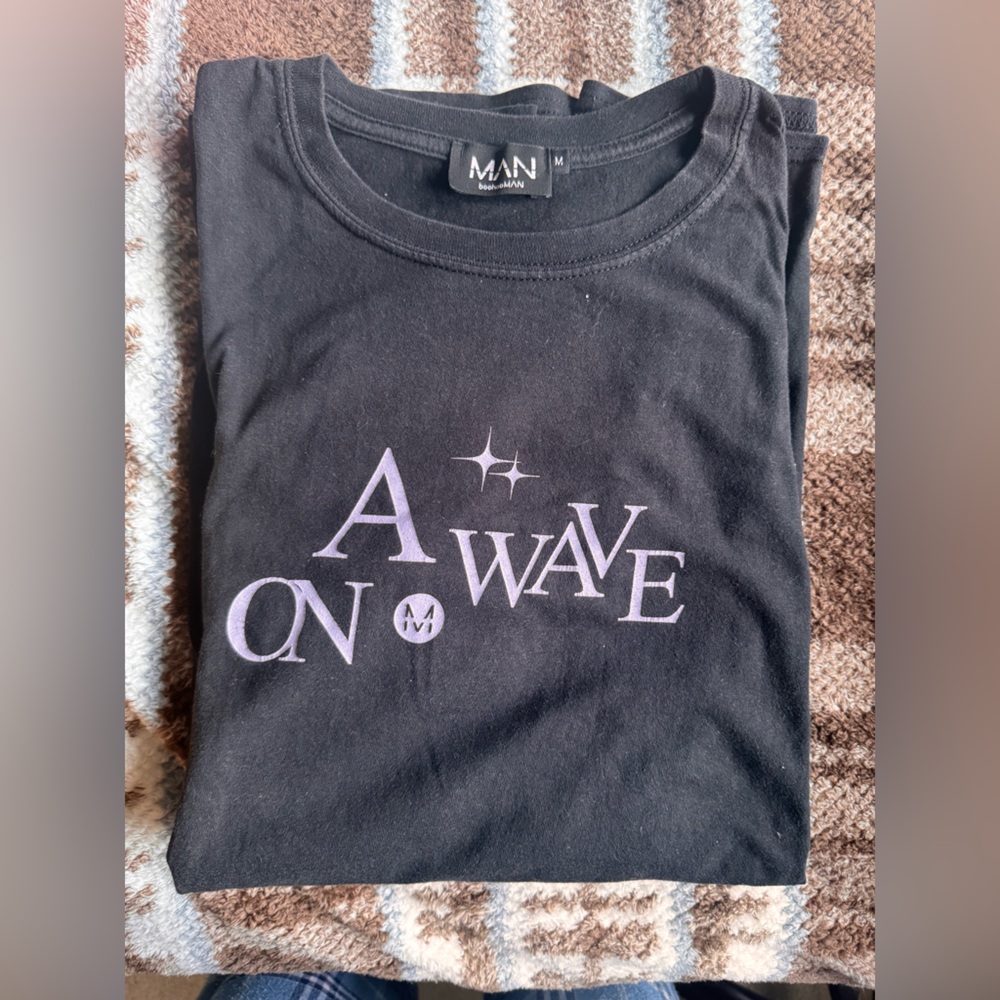 MAN Black Short Sleeve Tee